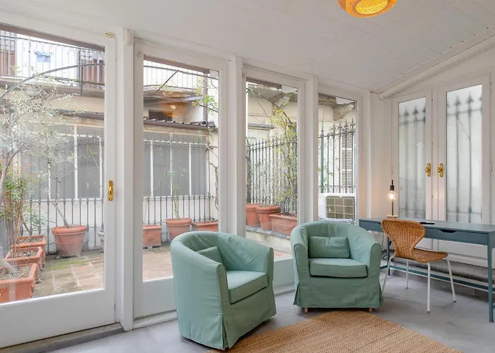 The Royal House By Happyhostorino