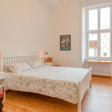 The Royal House By Happyhostorino *