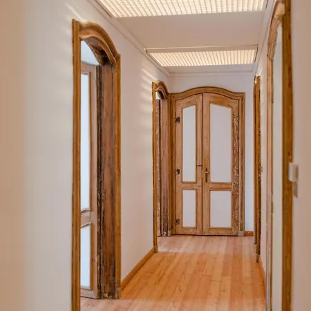 The Royal House By Happyhostorino Apartamento *