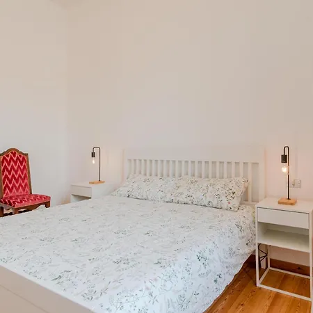 The Royal House By Happyhostorino Turim