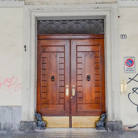 The Royal House By Happyhostorino Apartamento