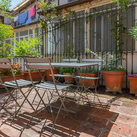 The Royal House By Happyhostorino *